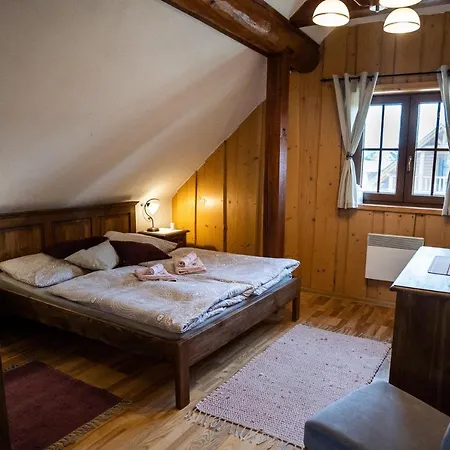 度假居 Bosorka Zrub Mara *