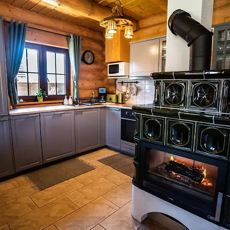 펜션 Bosorka Zrub Mara 립토브스키트로노벡